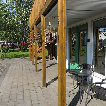 Husavik Green Hostel Exterior photo