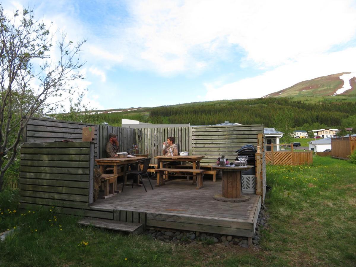 Husavik Green Hostel Exterior photo