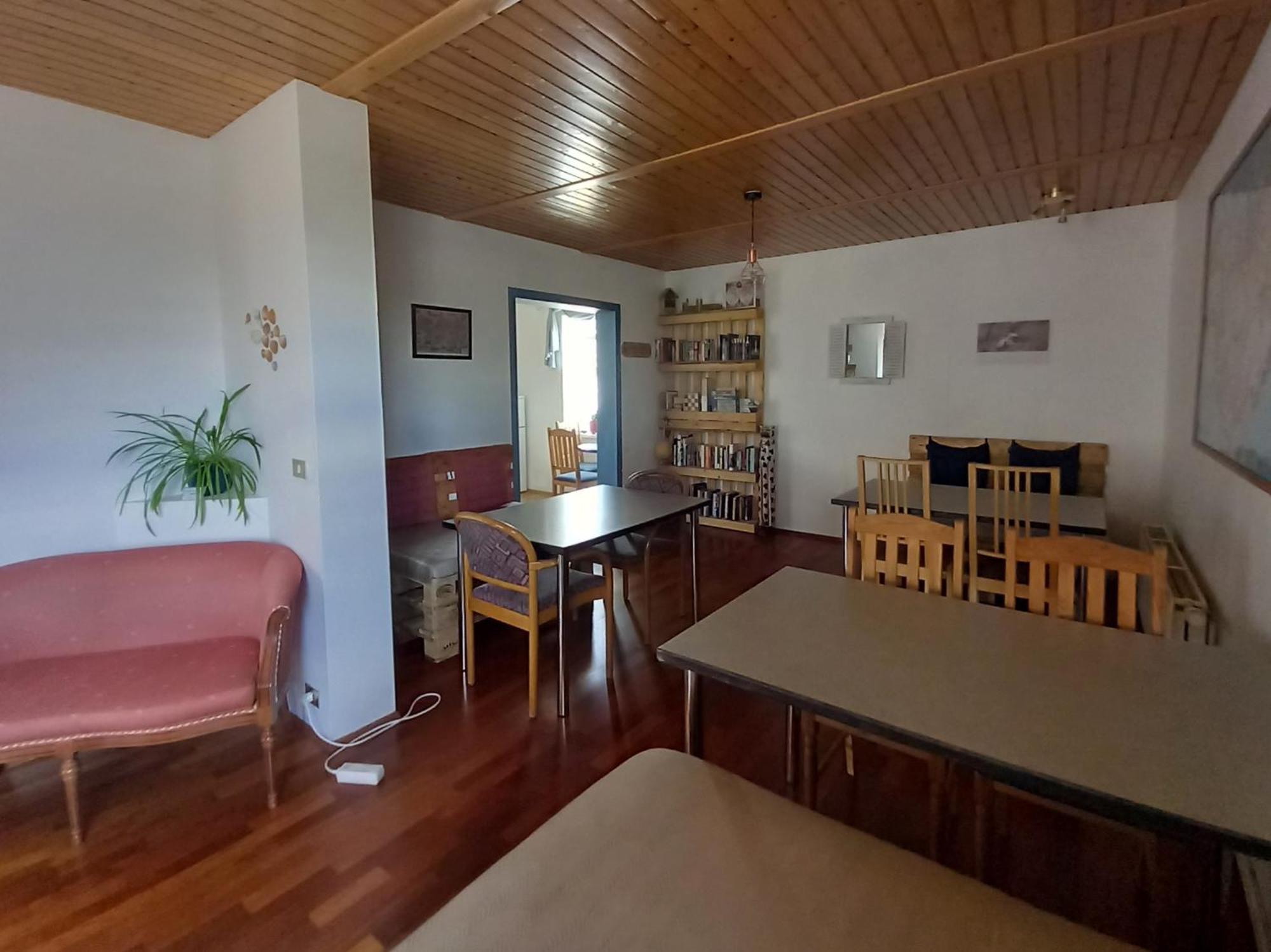 Husavik Green Hostel Exterior photo